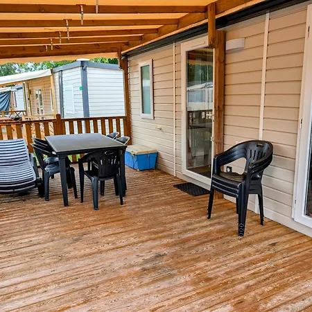 Kemping Mobil-home 4-6 Personnes 4 Etoiles